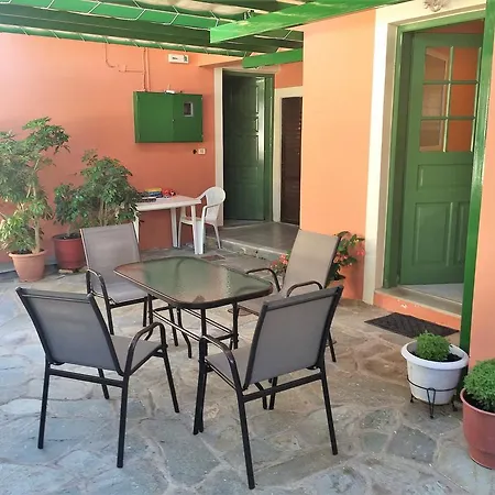 Georgakis George Apartament *